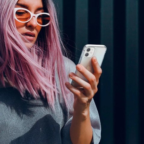 Etui Spigen Ultra Hybrid na iPhone 12 mini - przezroczyste Etui Spigen Ultra Hybrid na iPhone 12 mini - przezroczyste