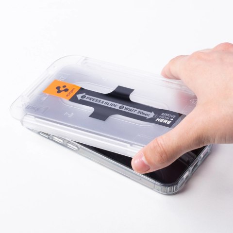 Szkło hartowane Spigen Glas.tR EZ Fit na iPhone 13 / 13 Pro / 14 / 16e - 2 szt. Szkło hartowane Spigen Glas.tR EZ Fit na iPhone 13 / 13 Pro / 14 / 16e - 2 szt.