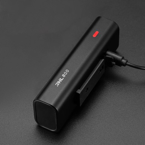 Lampka rowerowa przednia Rockbros 24710012001 800 lm + kabel USB-C - USB-A - czarna Lampka rowerowa przednia Rockbros 24710012001 800 lm + kabel USB-C - USB-A - czarna
