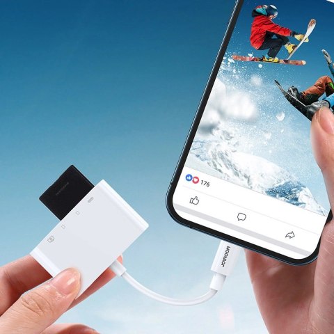 HUB OTG Joyroom S-H142 Lightning - USB-A 3.2 / Lightning / czytnik kart SD, TF - biały HUB OTG Joyroom S-H142 Lightning - USB-A 3.2 / Lightning / czytnik kart SD, TF - biały