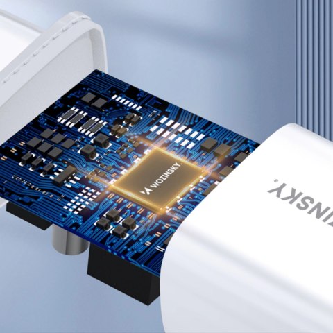 Ładowarka sieciowa Wozinsky CWCUCW 30W USB-C / 2 x USB-A - biała Ładowarka sieciowa Wozinsky CWCUCW 30W USB-C / 2 x USB-A - biała