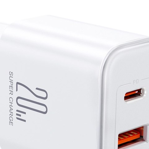 Ładowarka EU Joyroom JR-TCF05 20W USB-A USB-C + kabel USB-C - biała Ładowarka EU Joyroom JR-TCF05 20W USB-A USB-C + kabel USB-C - biała