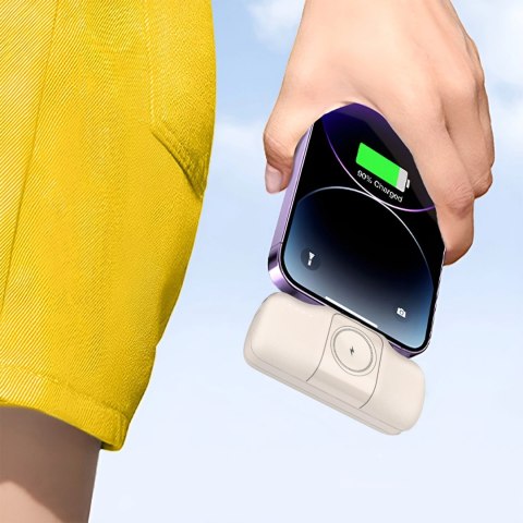 Mini powerbank Wozinsky WF16-YLS 5000mAh 15W Lightning z wbudowanym kablem USB-C i ładowarką do Apple Watch - beżowy Mini powerbank Wozinsky WF16-YLS 5000mAh 15W Lightning z wbudowanym kablem USB-C i ładowarką do Apple Watch - beżowy