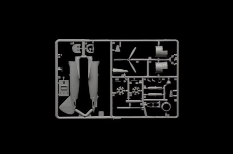 Model plastikowy Reggiane Re.2002 Ariete 1/72 Model plastikowy Reggiane Re.2002 Ariete 1/72