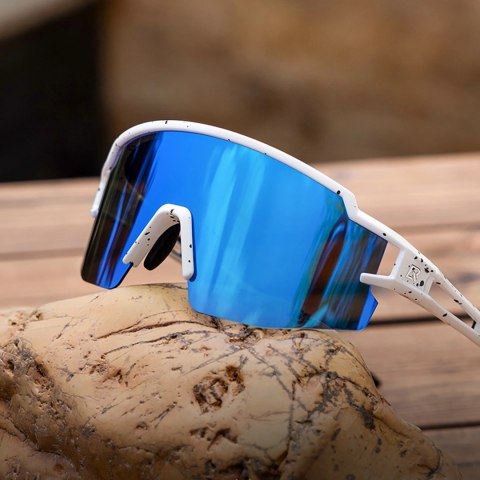 Okulary rowerowe Rockbros dla dzieci, polaryzacyjne, z ochroną UV dziecięce - różowe Okulary rowerowe Rockbros dla dzieci, polaryzacyjne, z ochroną UV dziecięce - różowe