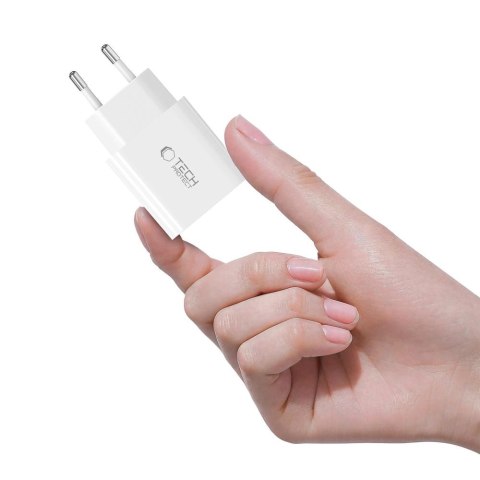 Ładowarka sieciowa Tech-Protect NC20W PD20W USB-C z kablem USB-C - biała Ładowarka sieciowa Tech-Protect NC20W PD20W USB-C z kablem USB-C - biała
