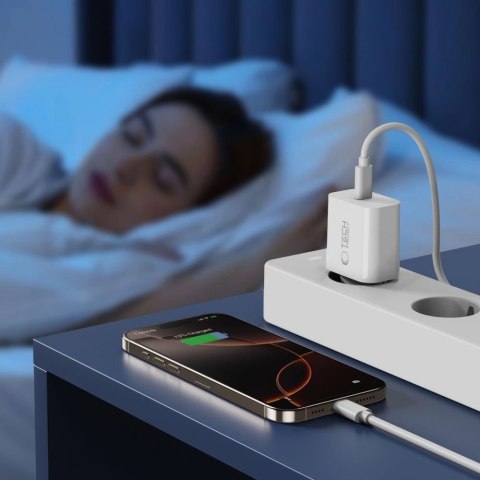 Ładowarka sieciowa Tech-Protect NC20W PD20W USB-C z kablem USB-C - biała Ładowarka sieciowa Tech-Protect NC20W PD20W USB-C z kablem USB-C - biała