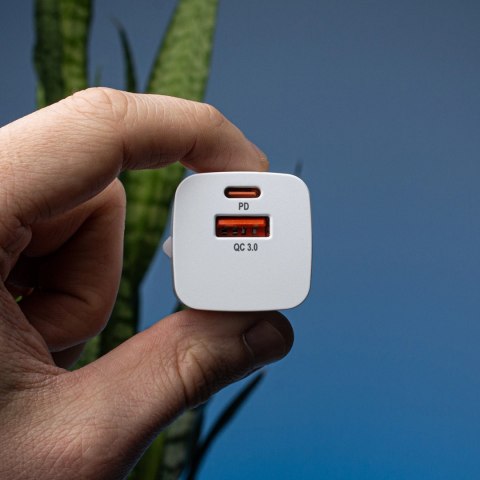 Ładowarka sieciowa Wozinsky CMWCW 20W USB-C / USB-A - biała Ładowarka sieciowa Wozinsky CMWCW 20W USB-C / USB-A - biała