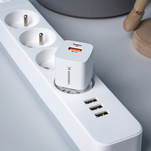 Ładowarka sieciowa Wozinsky CMWCW 20W USB-C / USB-A - biała Ładowarka sieciowa Wozinsky CMWCW 20W USB-C / USB-A - biała
