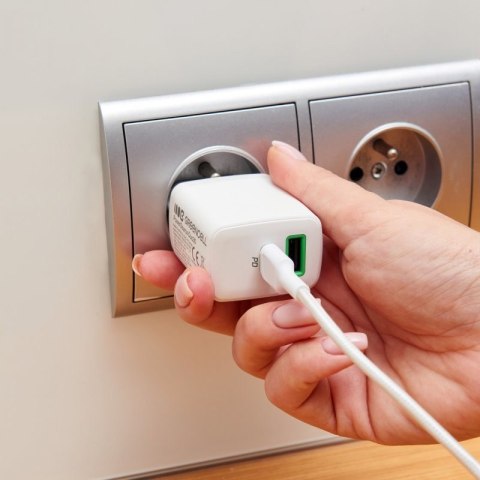 Ładowarka sieciowa USB 30W 1x USB-C BIAŁA Ładowarka sieciowa USB 30W 1x USB-C BIAŁA