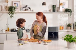 Frytkownica Panasonic NF-CC500SXE z wyświetlaczem LCD, 5 l, 1450 W, obudowa Cool touch