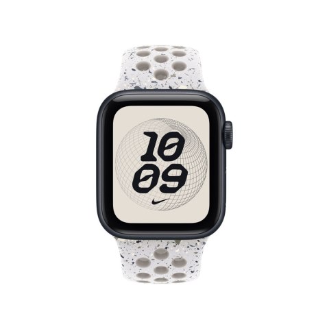 Apple Watch 40mm Veiled Grey Nike Sport Band - S/M Apple Watch 40mm Veiled Grey Nike Sport Band - S/M