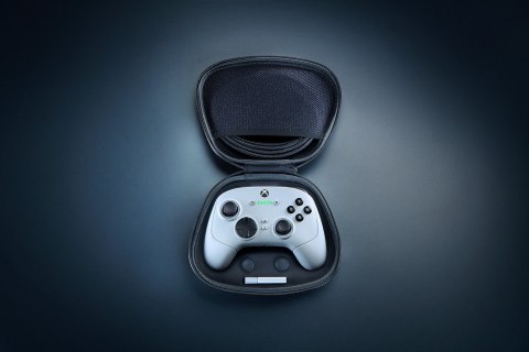 Kontroler do gier na konsolę Xbox Series X/S i PC Razer Rosomak V3 Pro Kontroler do gier na konsolę Xbox Series X/S i PC Razer Rosomak V3 Pro
